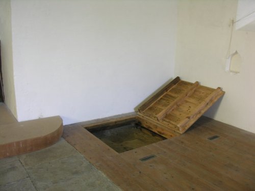 XAltonPriorsChurch03b