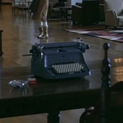 TypewrighterCarrageMoves2